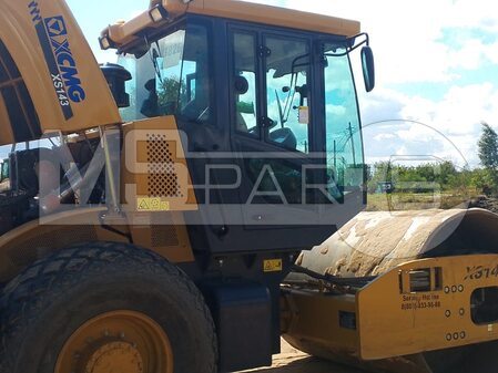 ТО  XCMG XS143 и LiuGong CLG6614E - 3